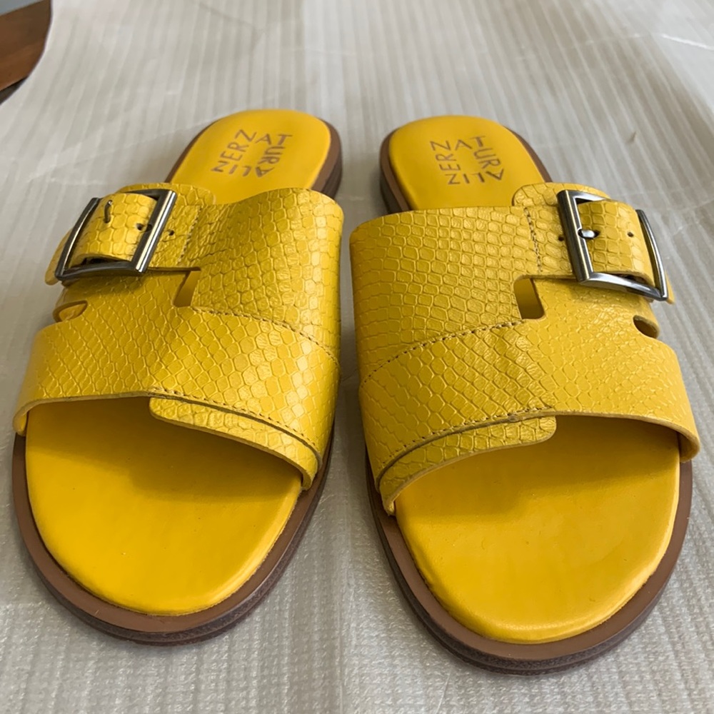 NATURALIZER SANDALS (US6.5)